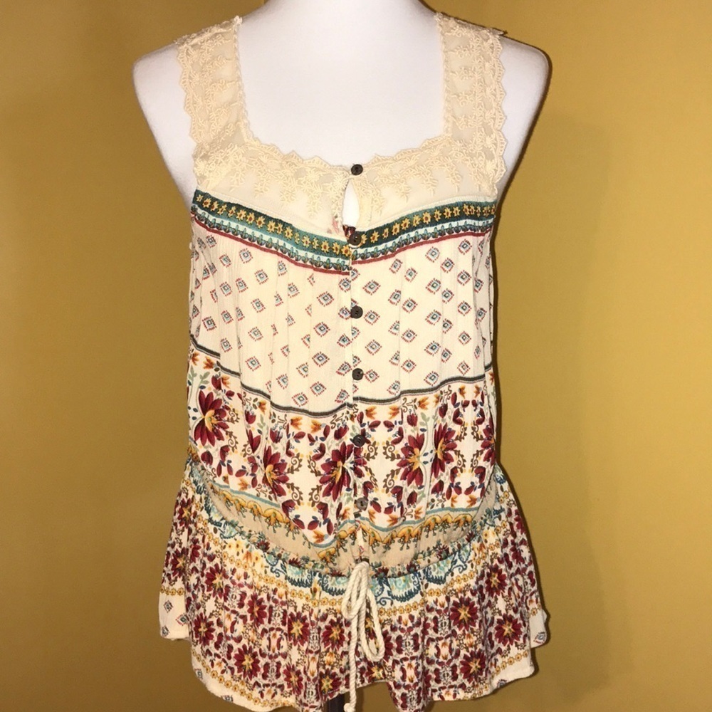🌴 Patrons of Peace sleeveless blouse